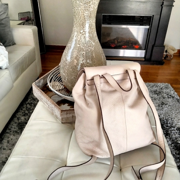 Kate Spade backpack - Picture 3 of 12